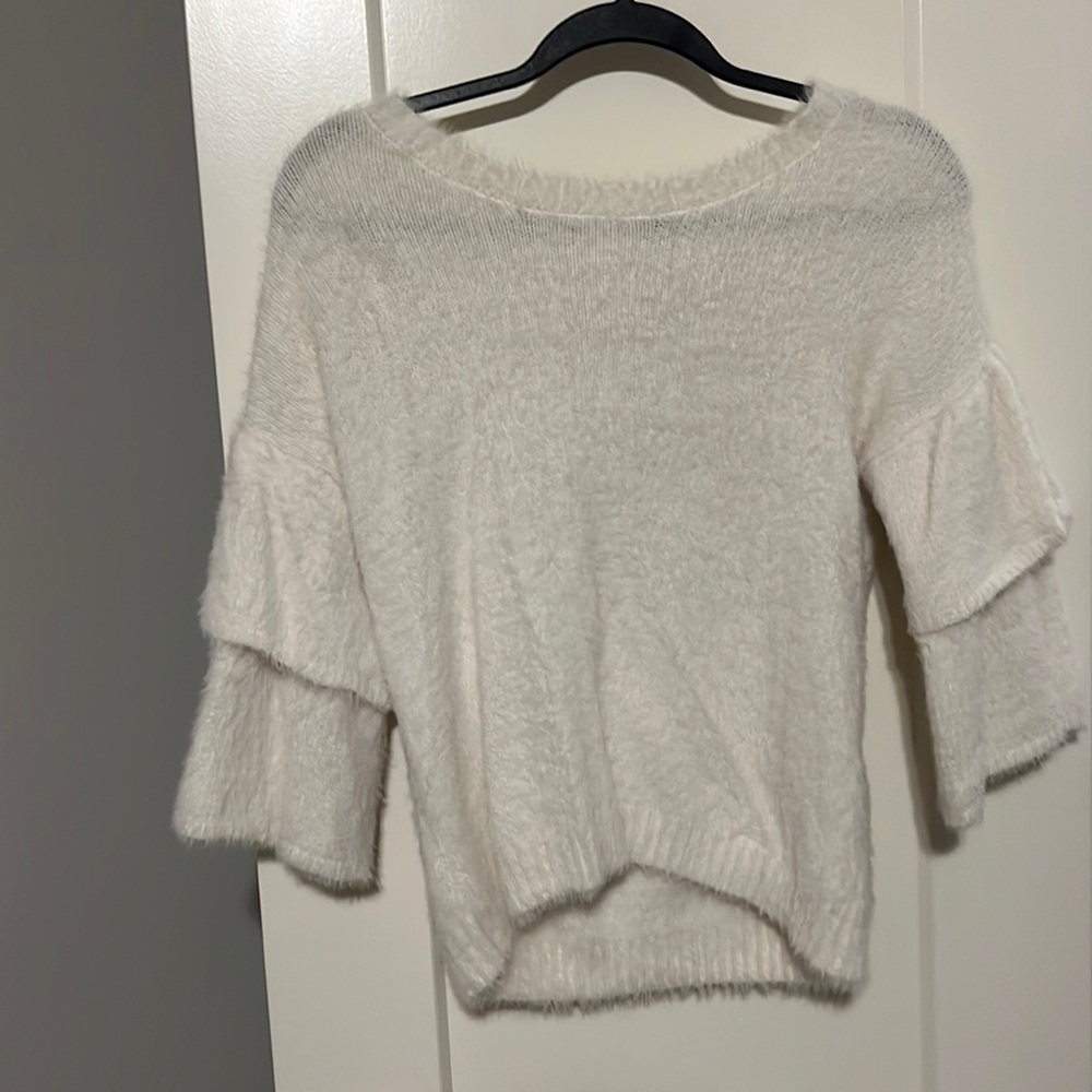 Women's sweater